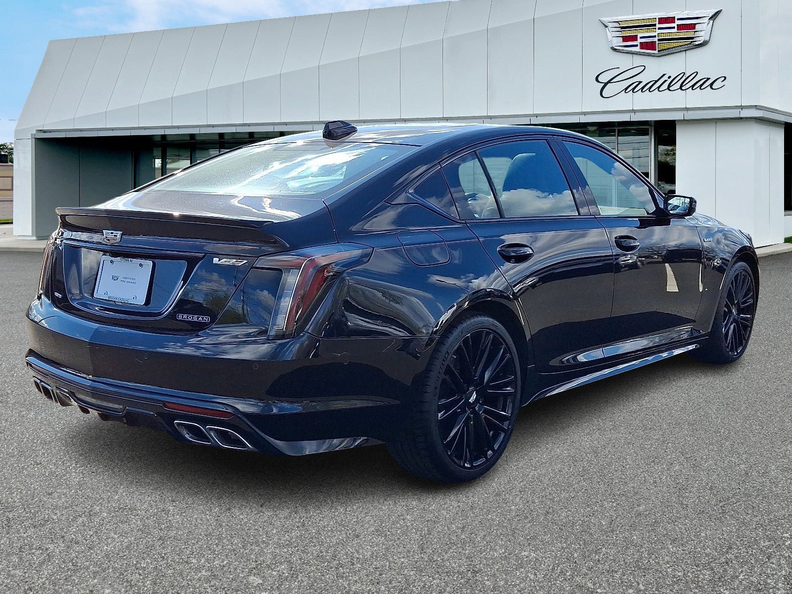 Certified 2023 Cadillac CT5 V w/ Premium Package AWD/4WD image 5