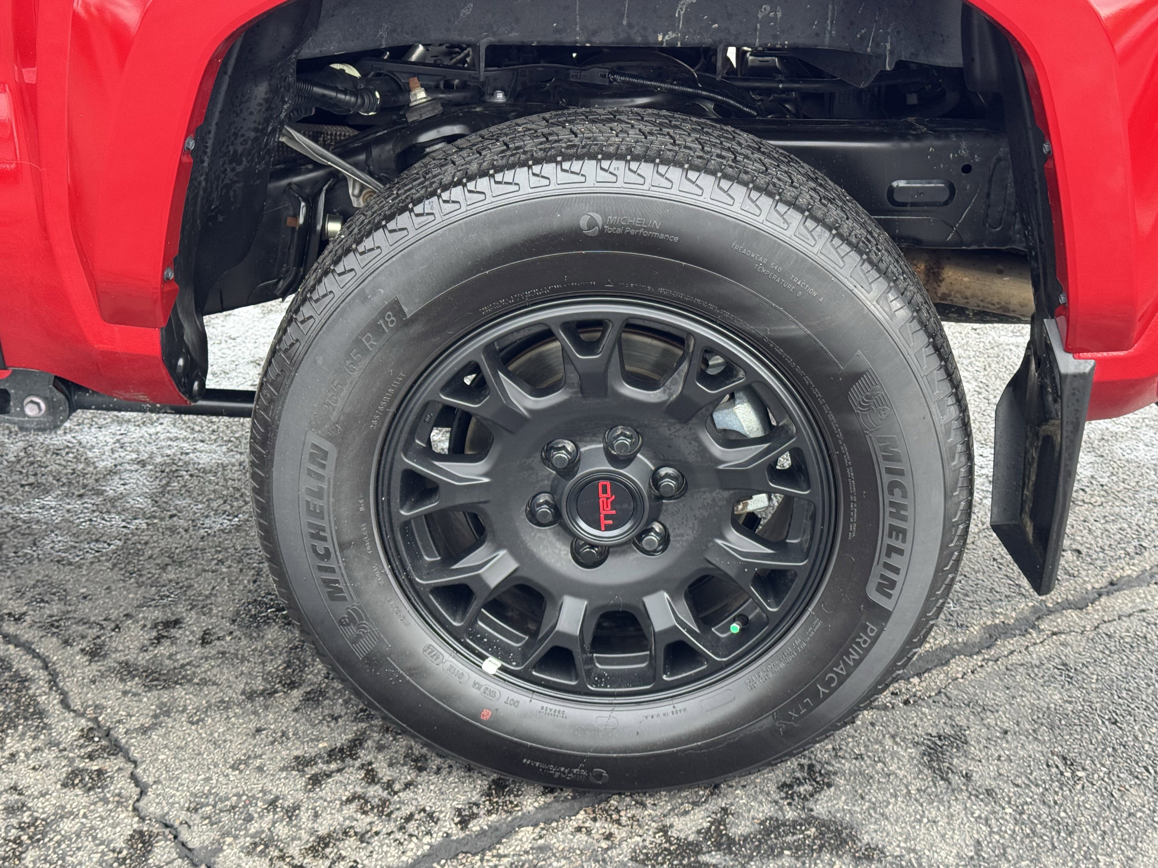 Used 2024 Toyota Tacoma Limited image 38