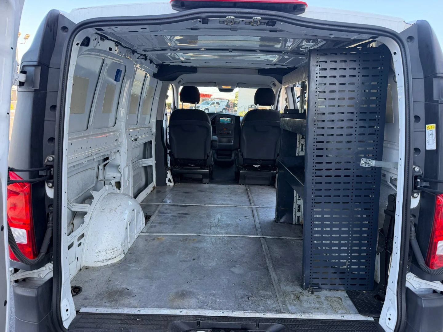Used 2022 Mercedes-Benz Metris image 14