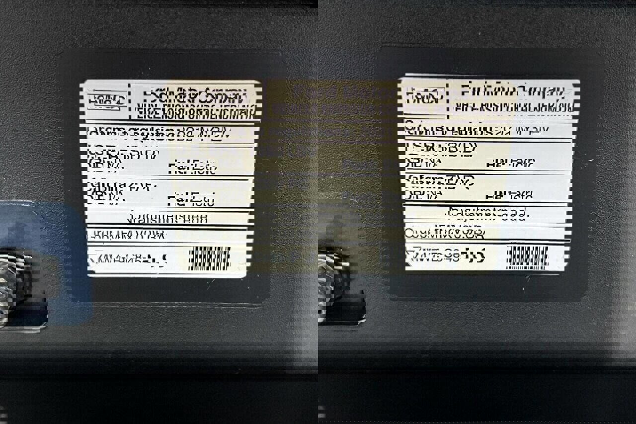 Used 2021 Ford Mustang Mach-E Select w/ Comfort/Appearance Package AWD/4WD image 37