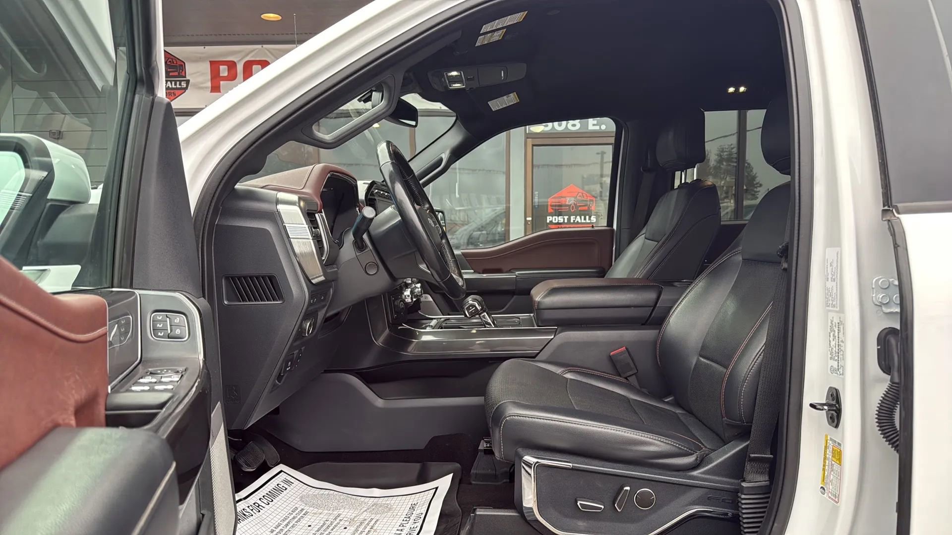 Used 2021 Ford F150 Lariat w/ Equipment Group 502A High image 5