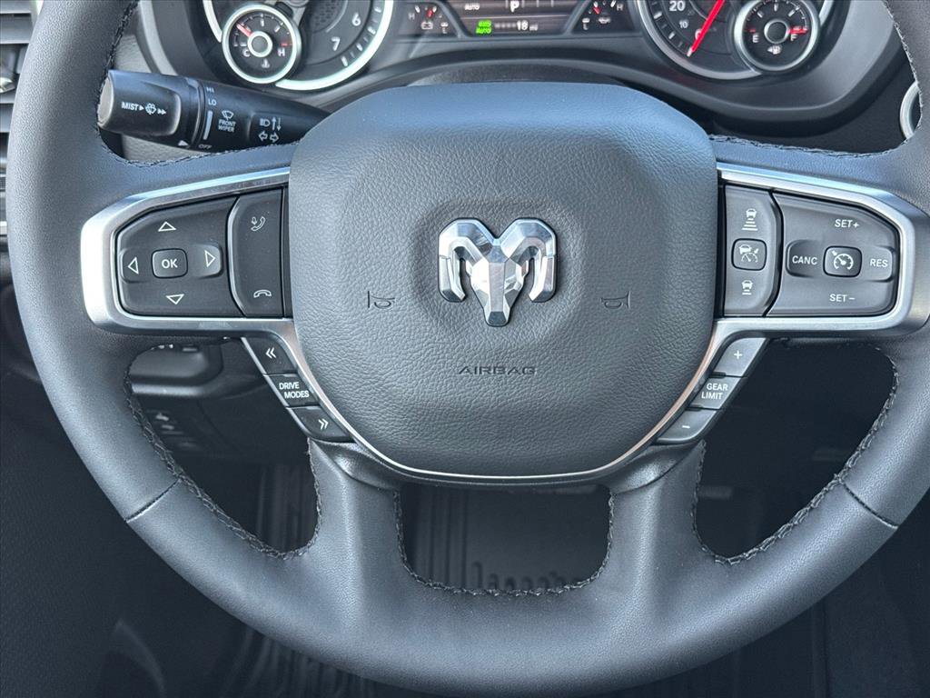 New 2026 RAM 1500 Big Horn AWD/4WD image 11