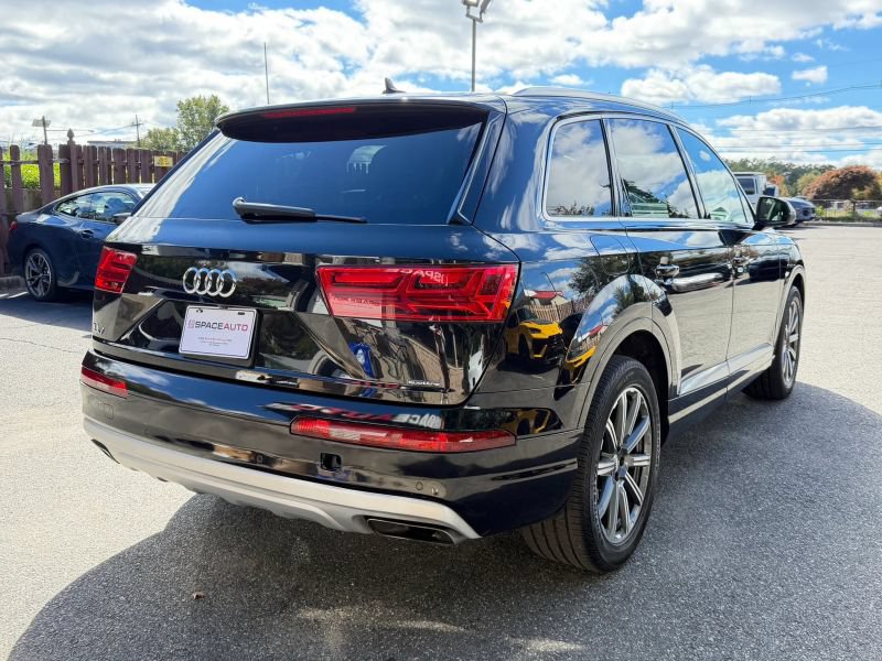 Used 2019 Audi Q7 3.0T Premium Plus w/ Premium Plus Package AWD/4WD image 6