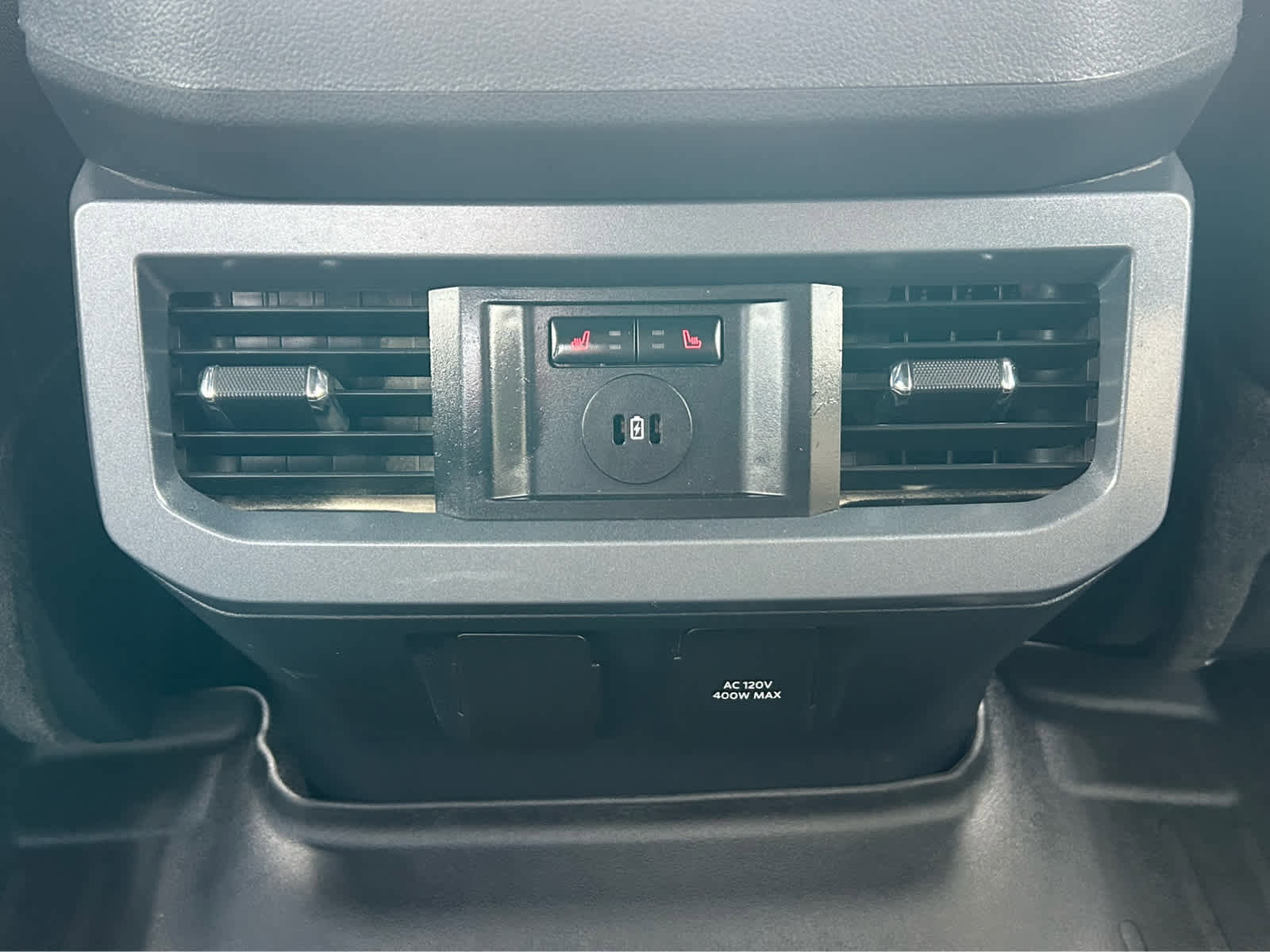 Used 2024 Ford F250 Lariat w/ Chrome Package image 15