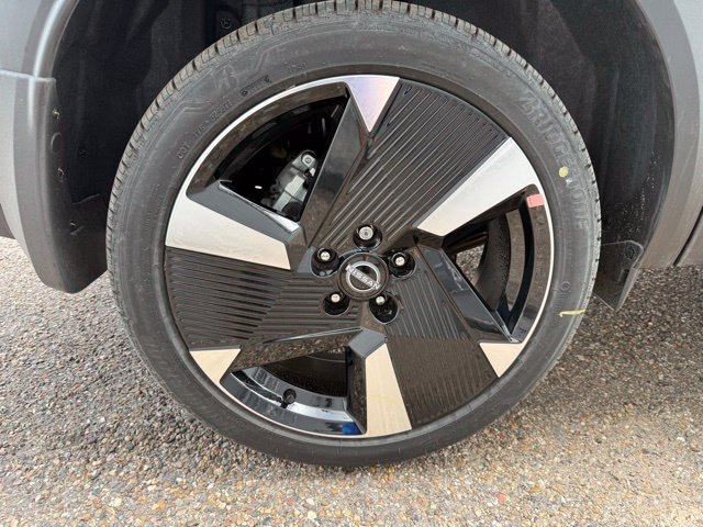 New 2026 Nissan Kicks SR w/ Cold Weather Package FWD image 26