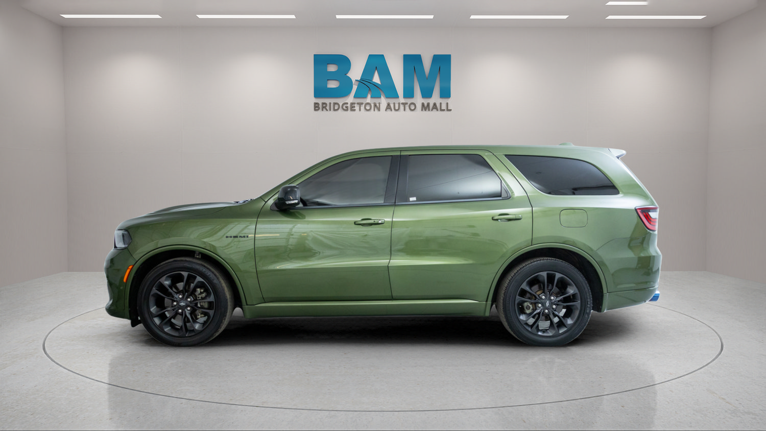 Used 2021 Dodge Durango R/T w/ Blacktop Package AWD/4WD image 4