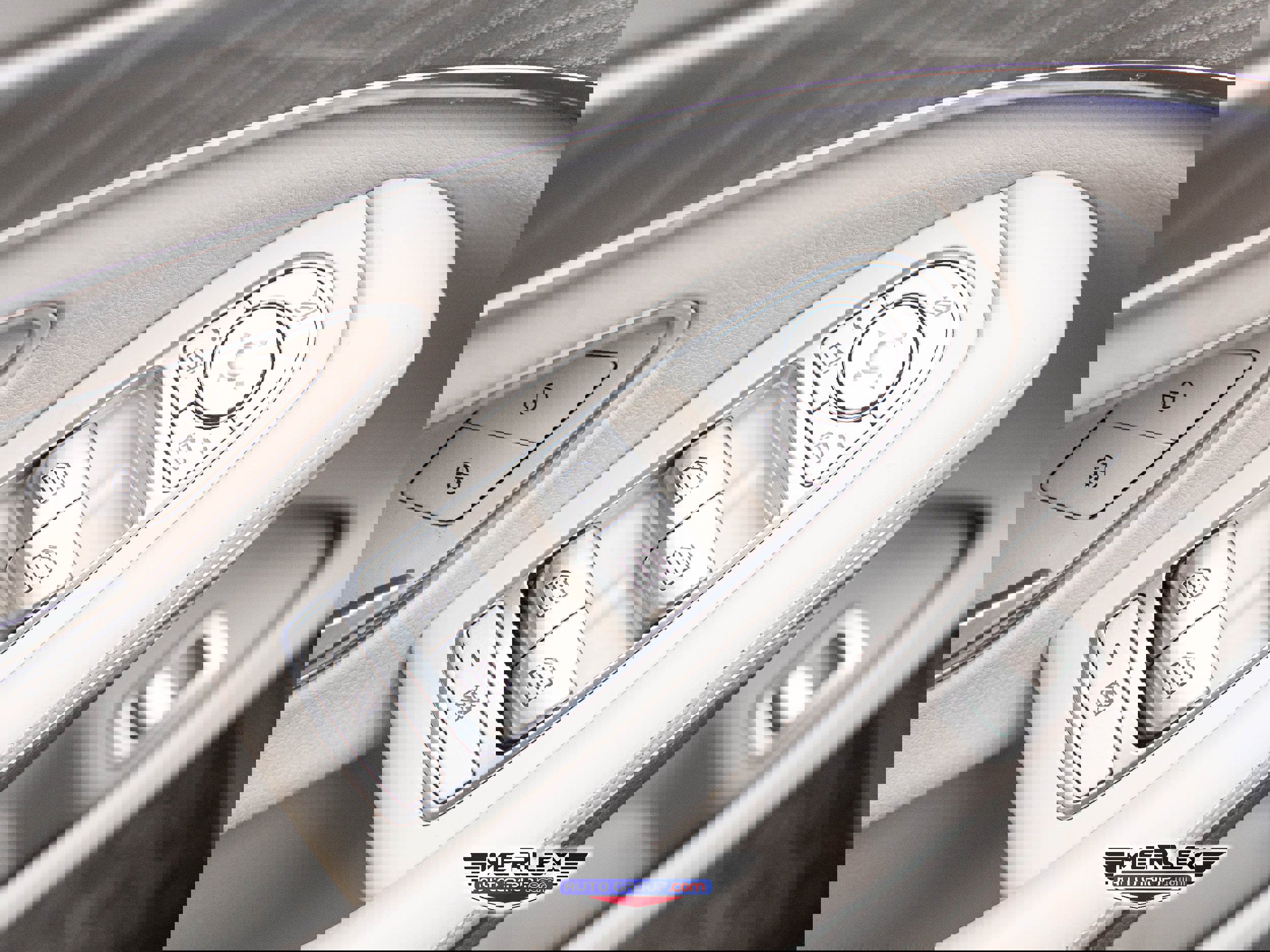 Used 2017 Mercedes-Benz S 550 4MATIC Sedan image 43