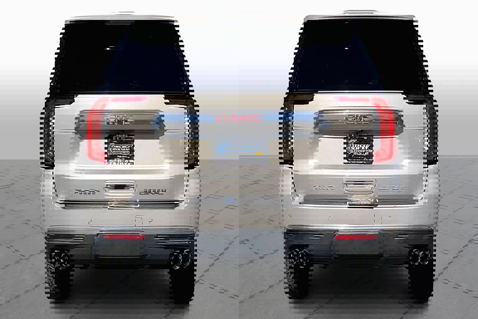 Used 2021 GMC Yukon XL Denali image 5