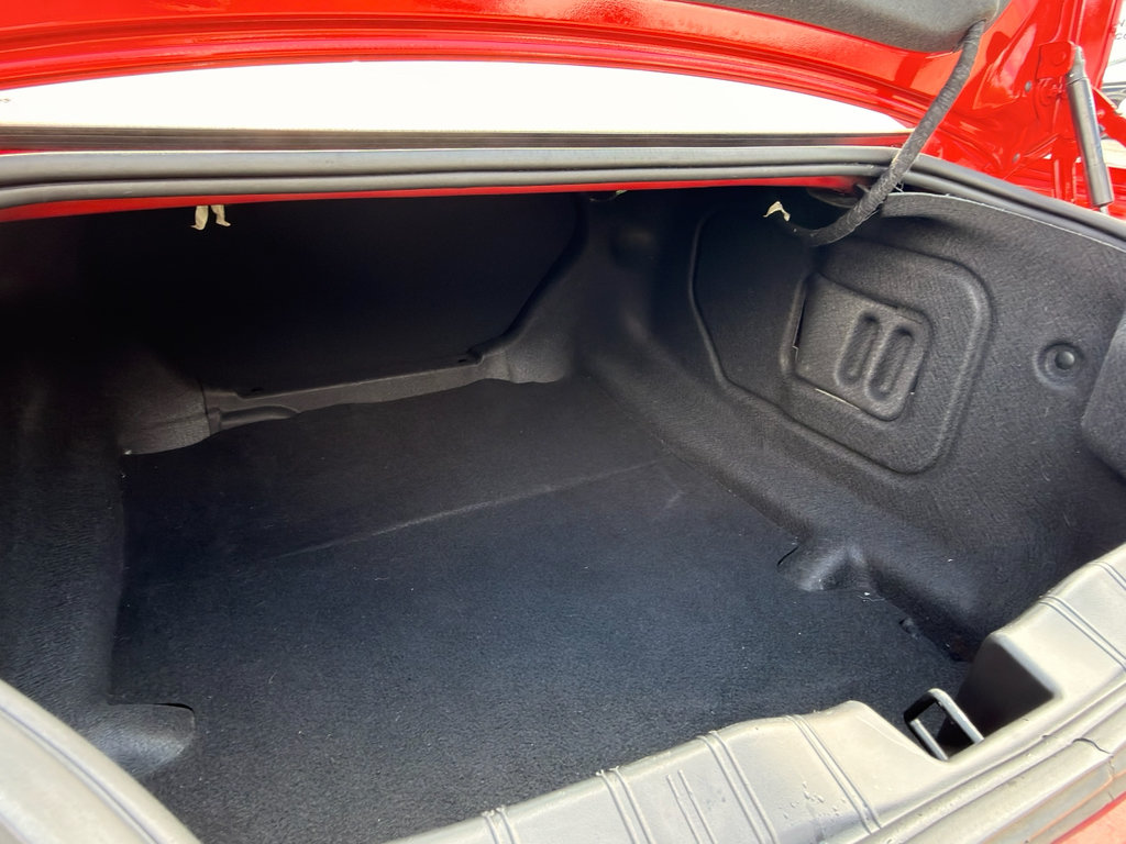 Used 2022 Chevrolet Camaro ZL1 RWD image 20