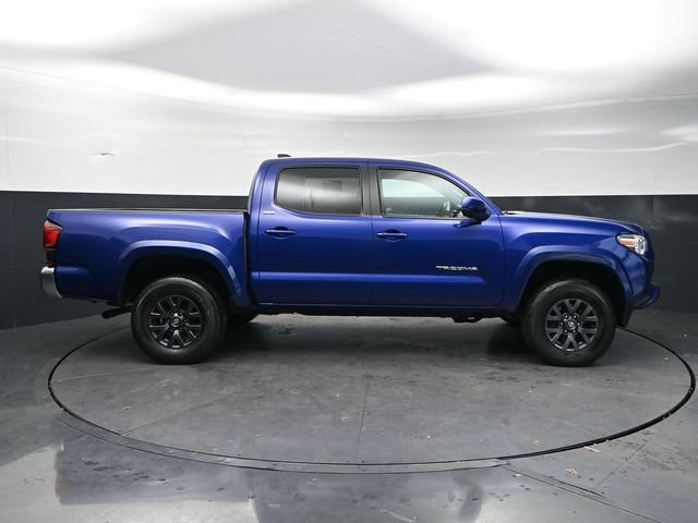 Used 2023 Toyota Tacoma SR5 AWD/4WD image 5