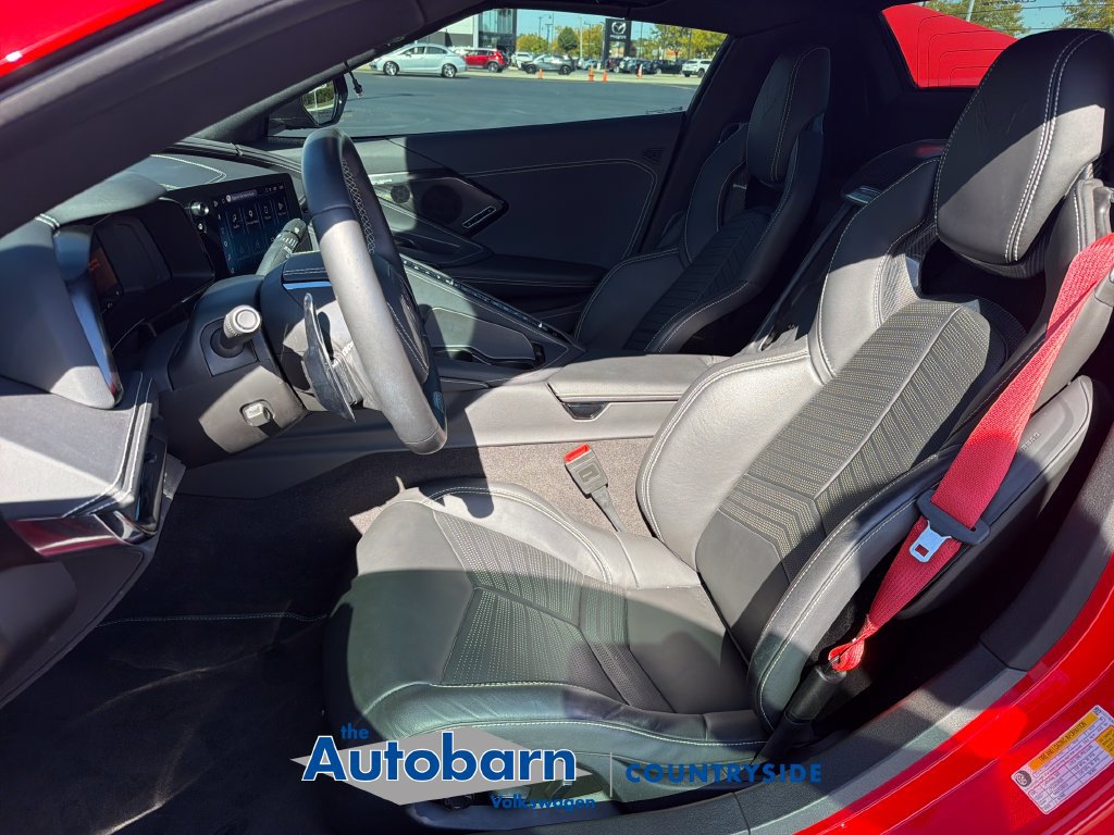 Used 2025 Chevrolet Corvette Z06 RWD image 7