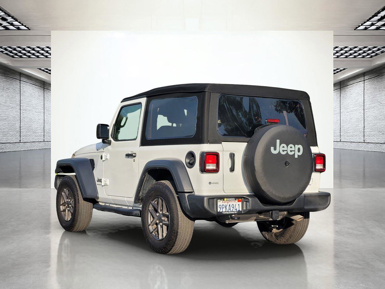 Used 2024 Jeep Wrangler Sport S image 8
