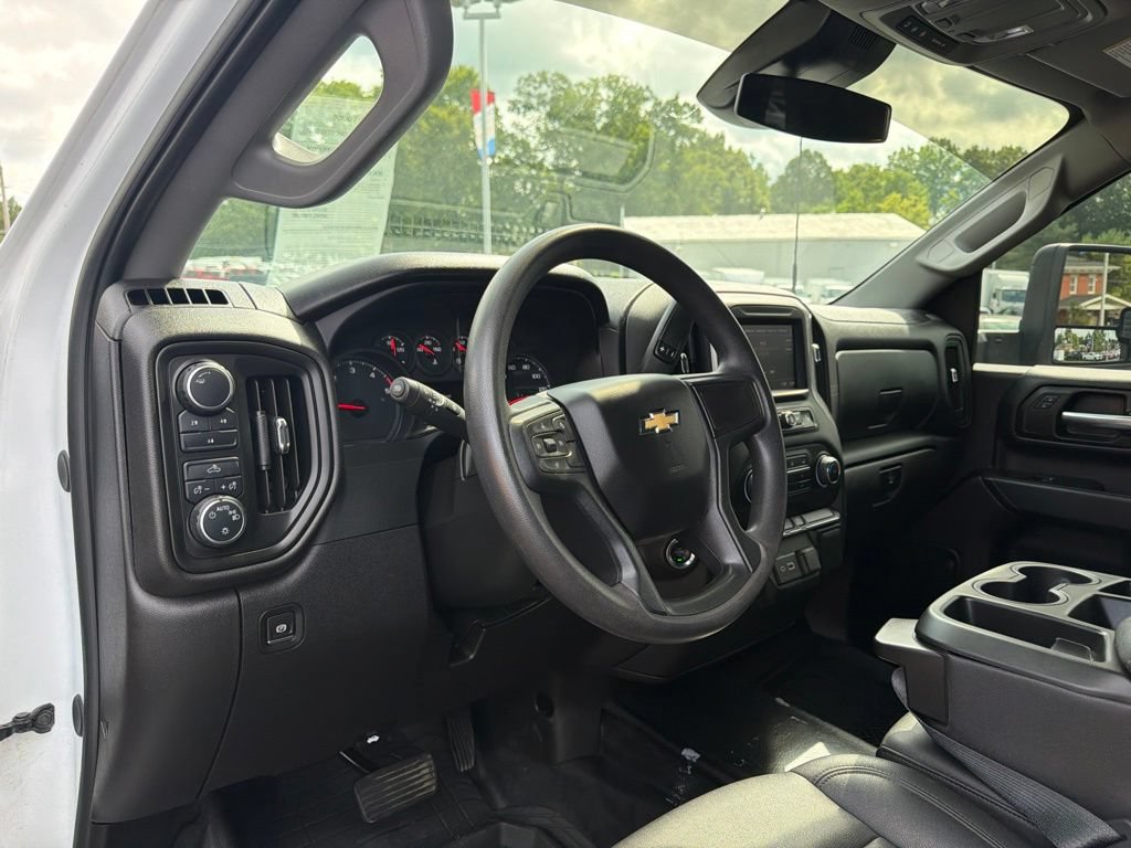 Used 2024 Chevrolet Silverado 3500 W/T w/ WT Convenience Package AWD/4WD image 9