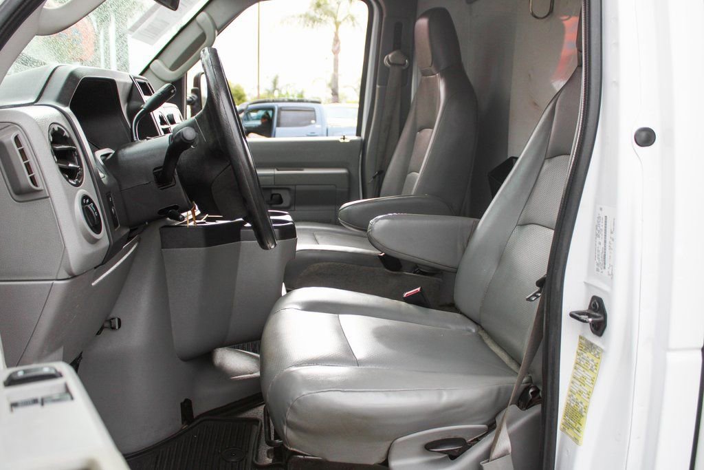 Used 2014 Ford E-350 and Econoline 350 Super Duty w/ Power Windows & Locks Group RWD image 18