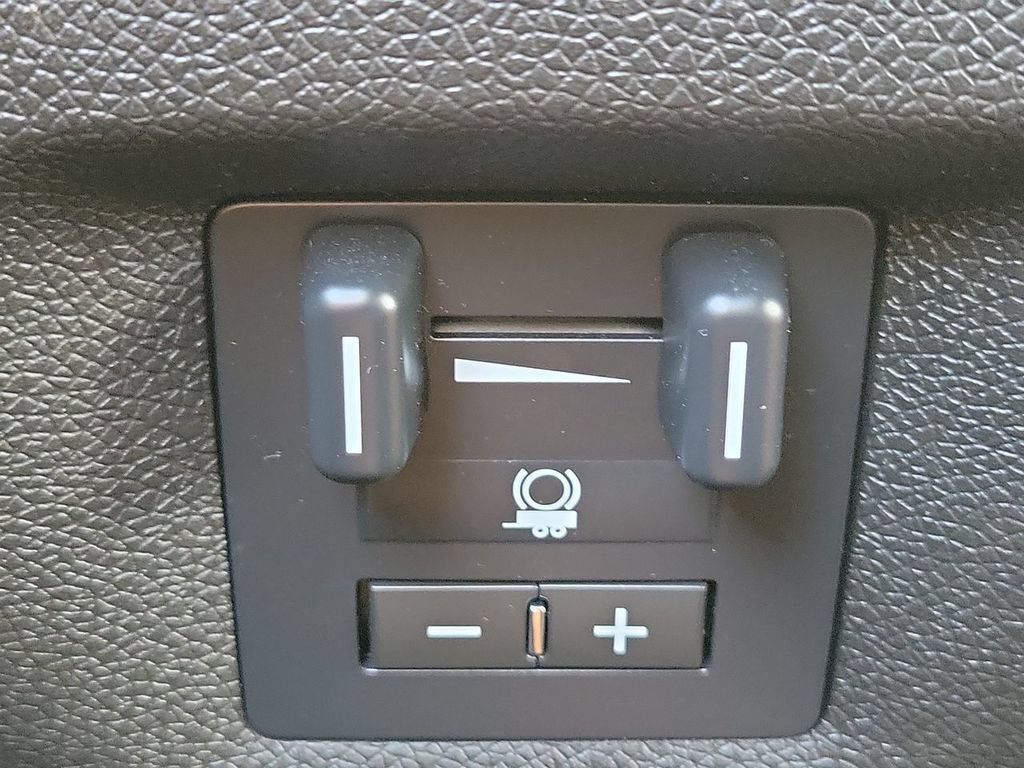 Used 2013 Chevrolet Silverado 1500 LT RWD image 38