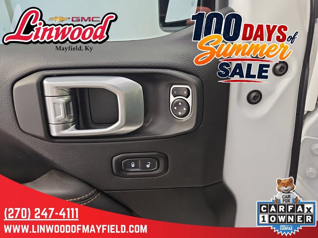 Used 2023 Jeep Wrangler Unlimited Sahara AWD/4WD image 15