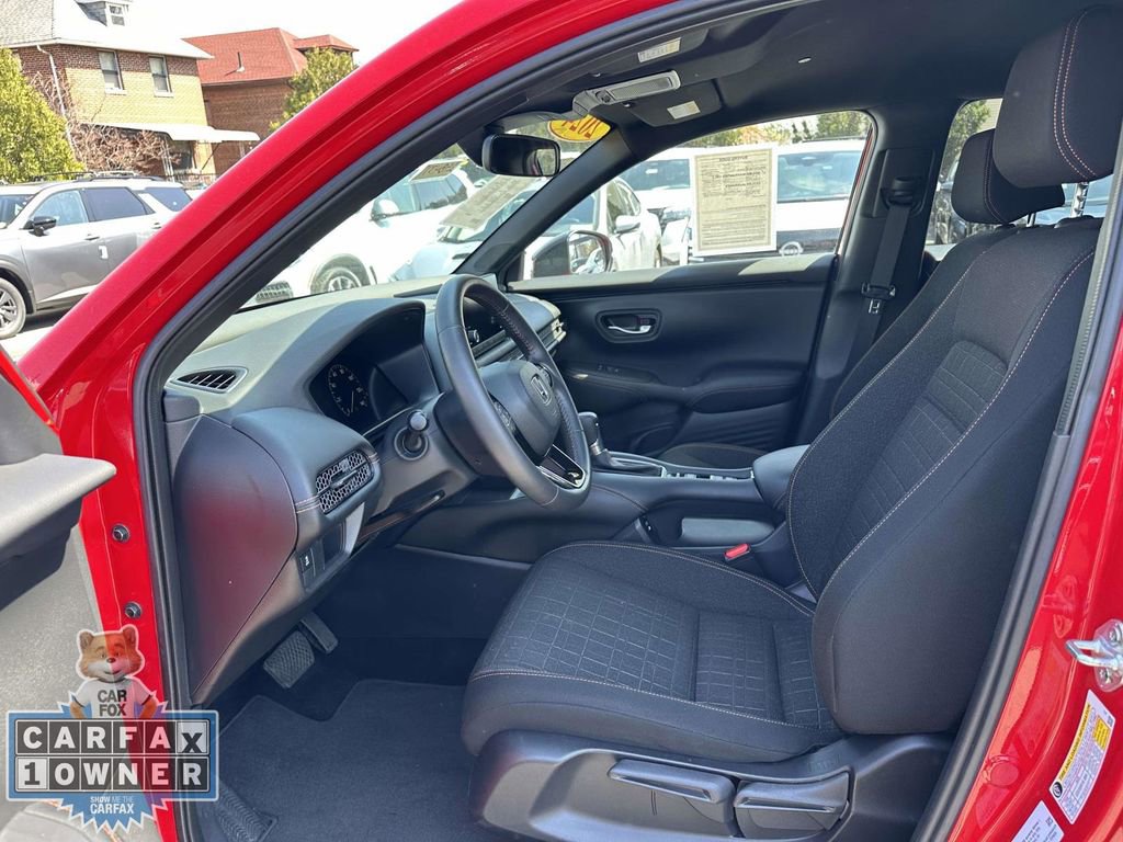 Used 2024 Honda HR-V Sport image 16
