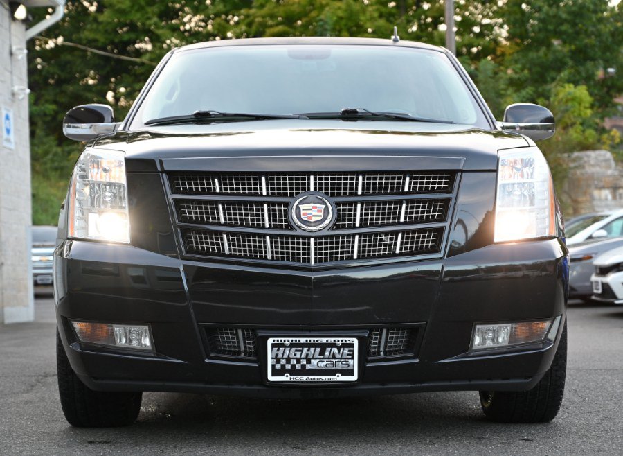 Used 2014 Cadillac Escalade Premium AWD/4WD image 8