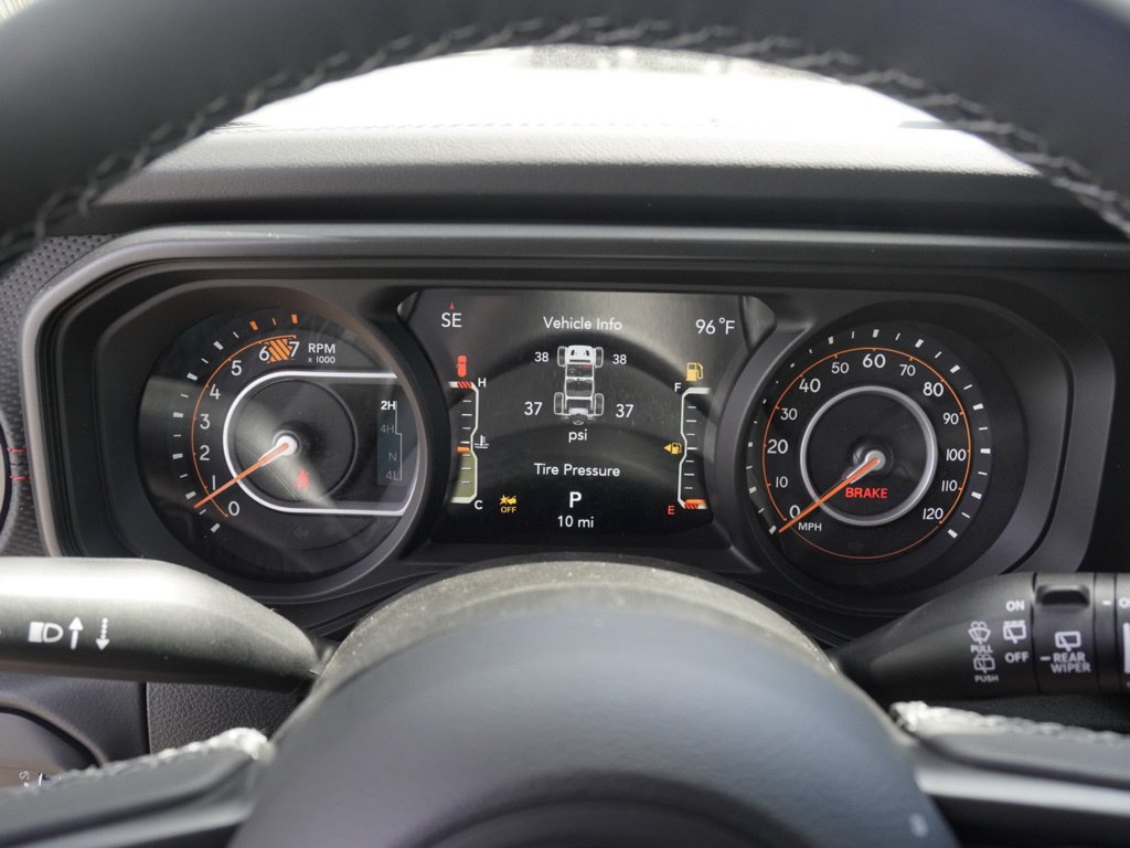 New 2026 Jeep Wrangler Unlimited Rubicon AWD/4WD image 14