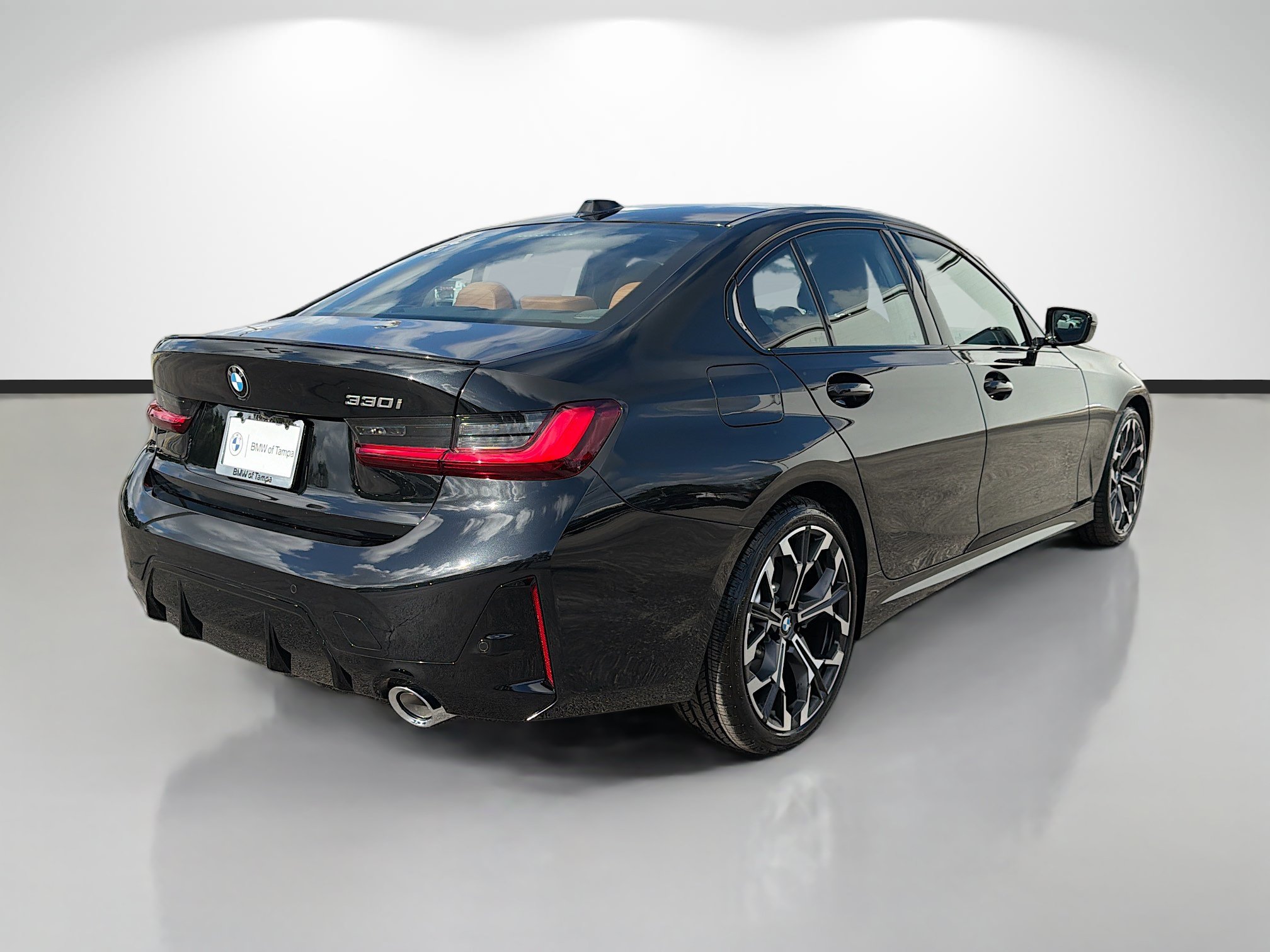 New 2026 BMW 330i Sedan w/ M Sport Package RWD image 3