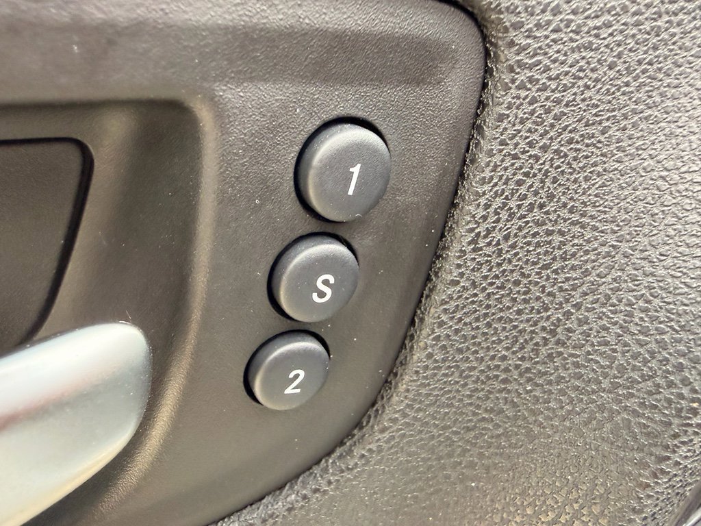 Used 2021 Dodge Charger SXT w/ Leather Interior Group image 11