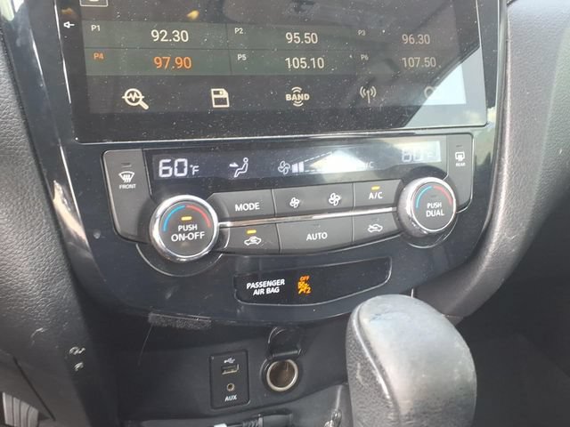 Used 2016 Nissan Rogue SL AWD/4WD image 17