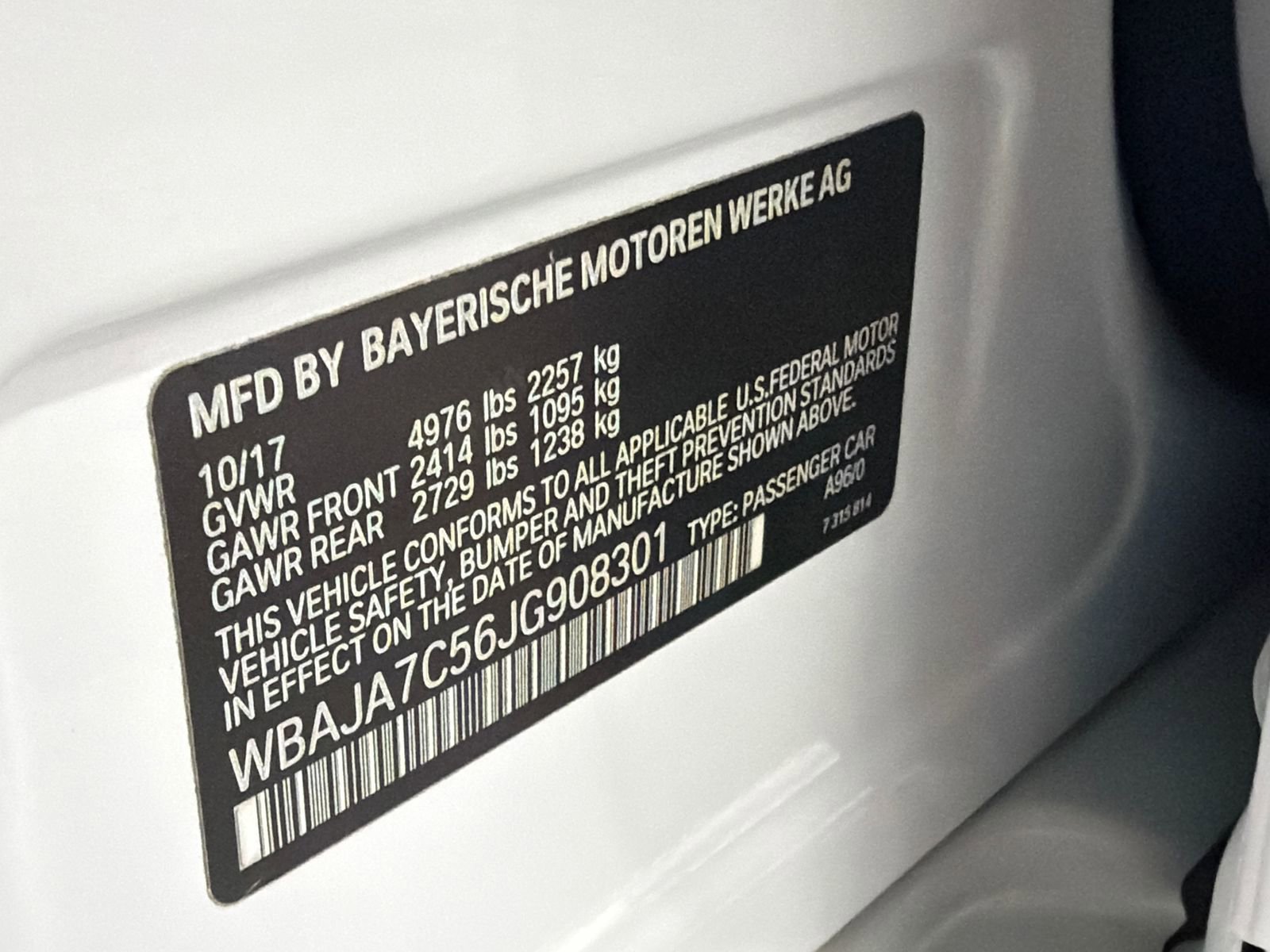 Used 2018 BMW 530i xDrive AWD/4WD image 32