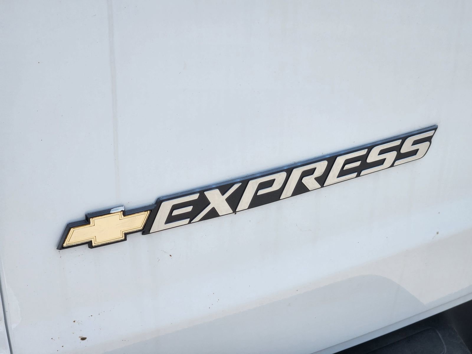 New 2024 Chevrolet Express 2500 image 12