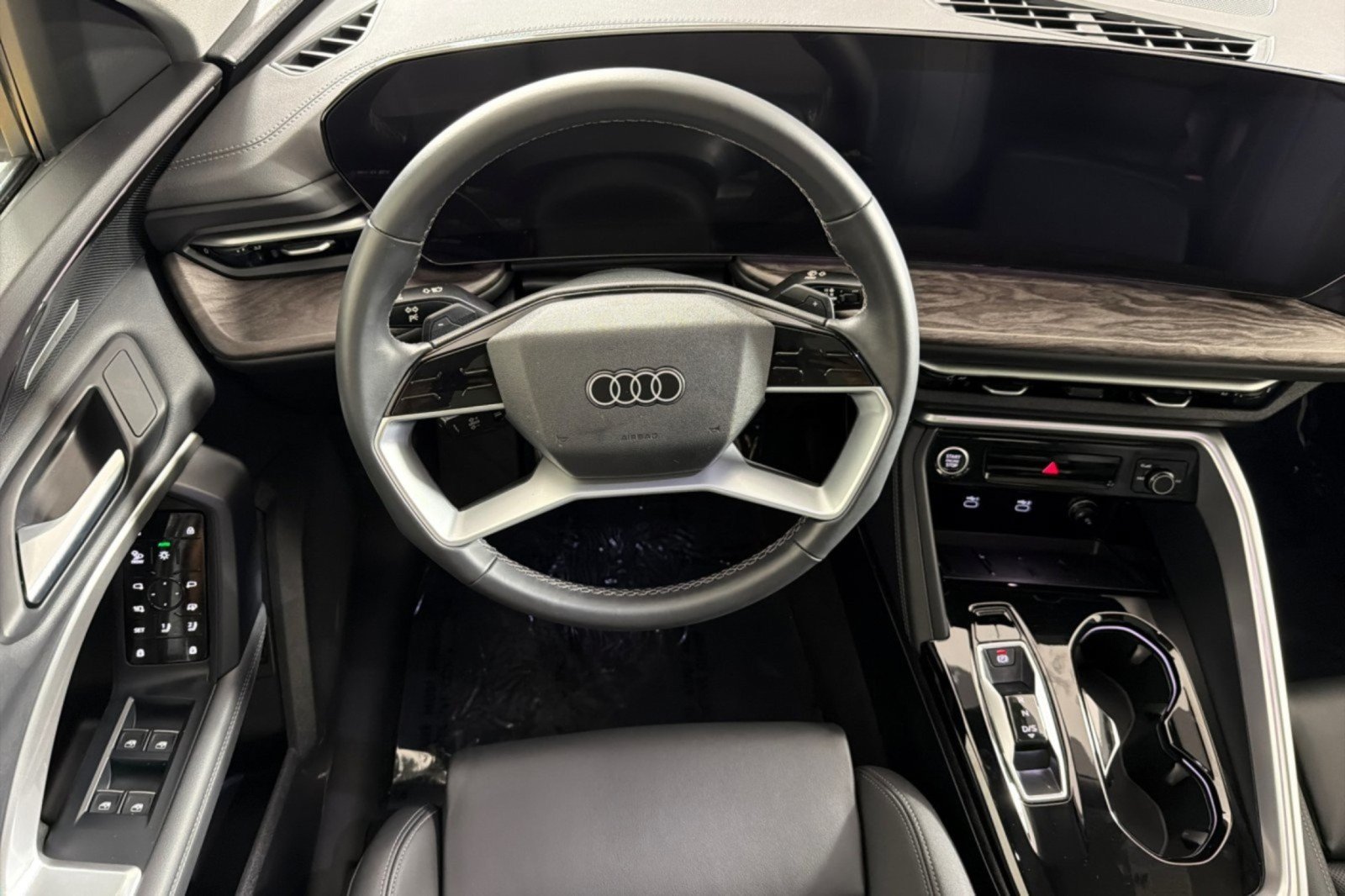 Used 2025 Audi Q5 Premium Plus w/ Premium Plus AWD/4WD image 13
