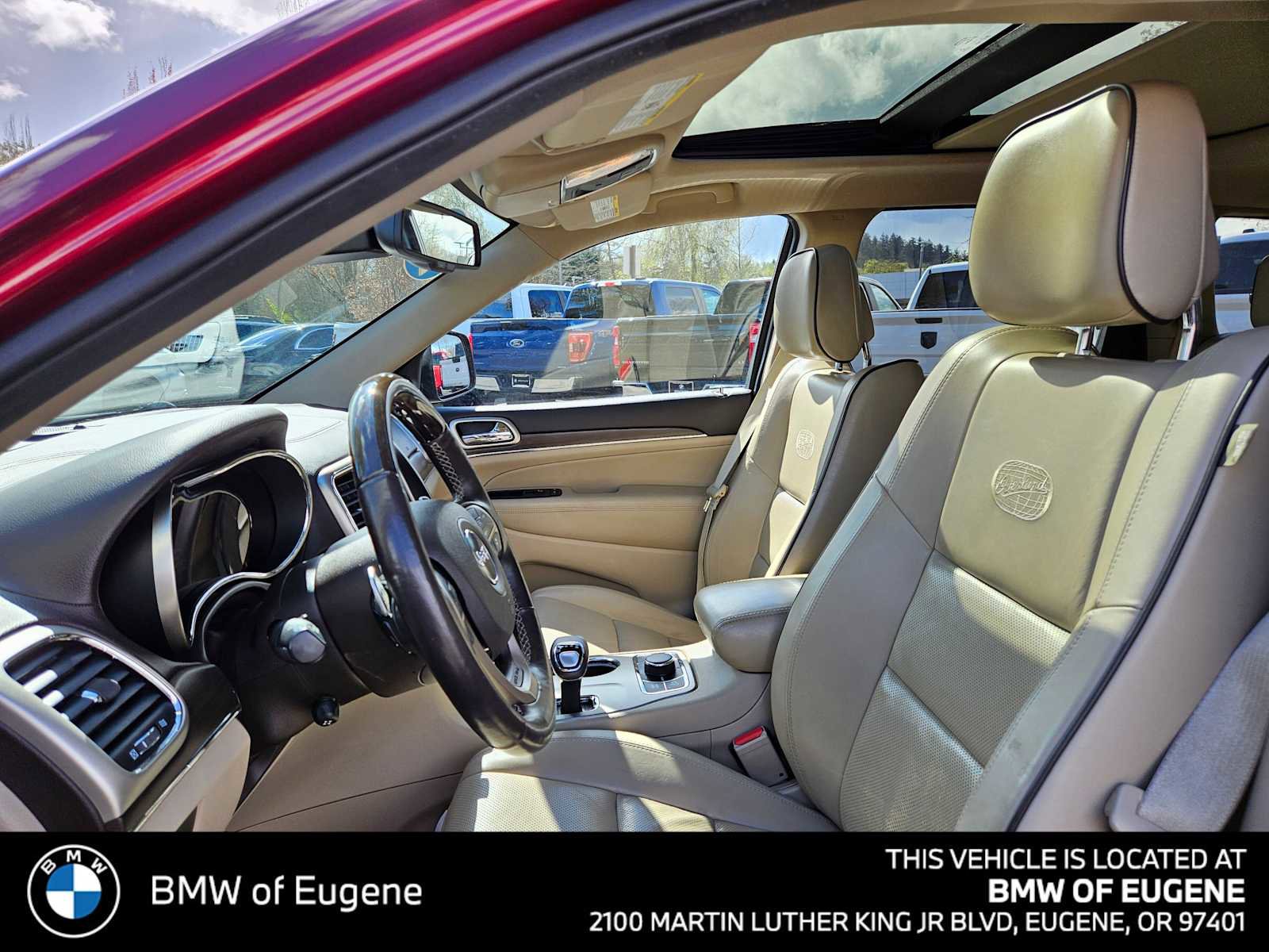 Used 2014 Jeep Grand Cherokee Overland w/ Advanced Technology Group image 24