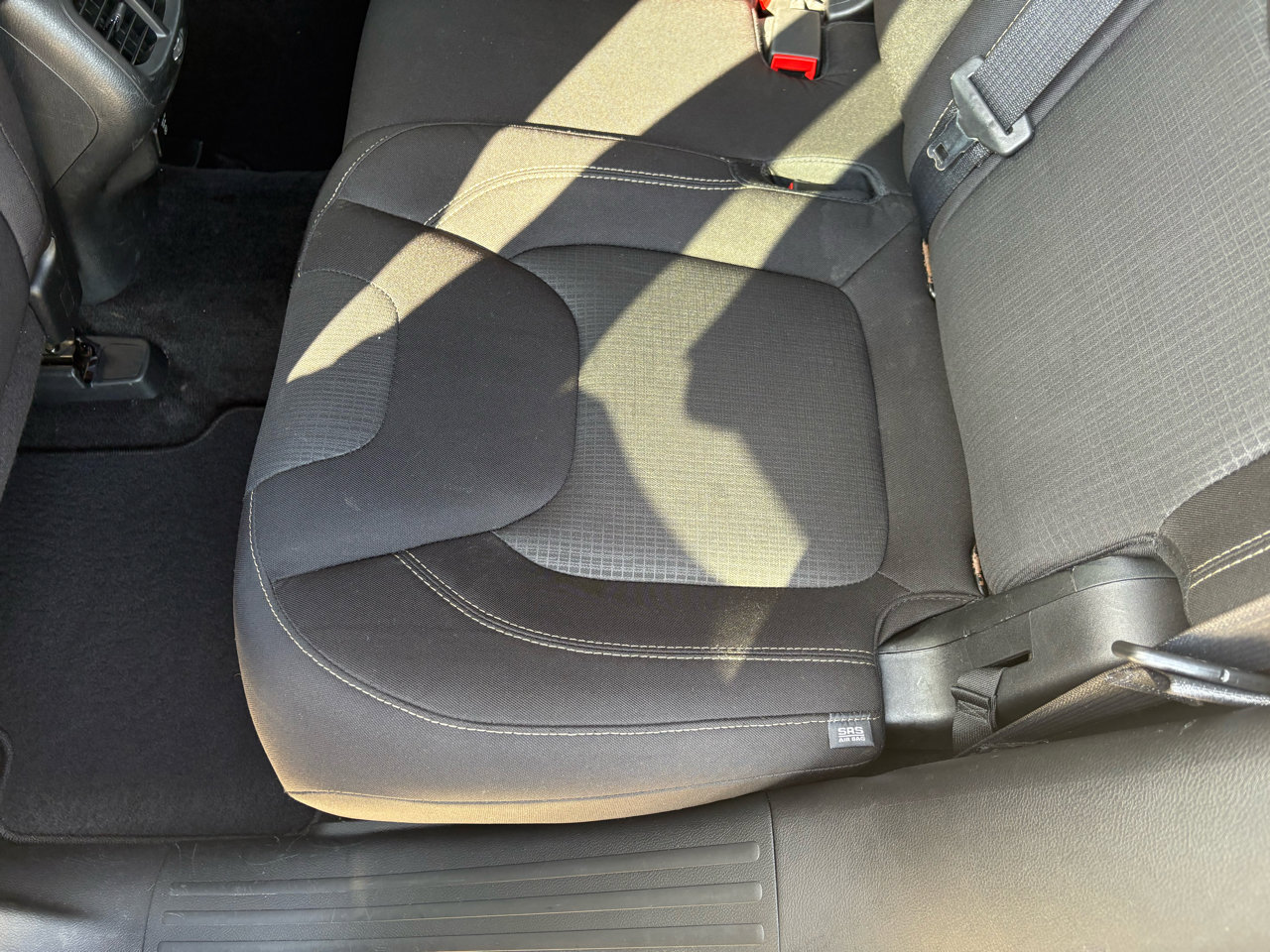 Used 2016 Jeep Cherokee Latitude image 34
