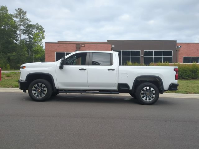 Used 2023 Chevrolet Silverado 2500 Custom w/ Custom Value Package AWD/4WD image 10