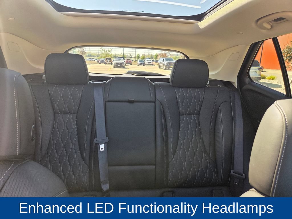 Used 2021 Buick Envision Avenir w/ Technology Package II AWD/4WD image 36