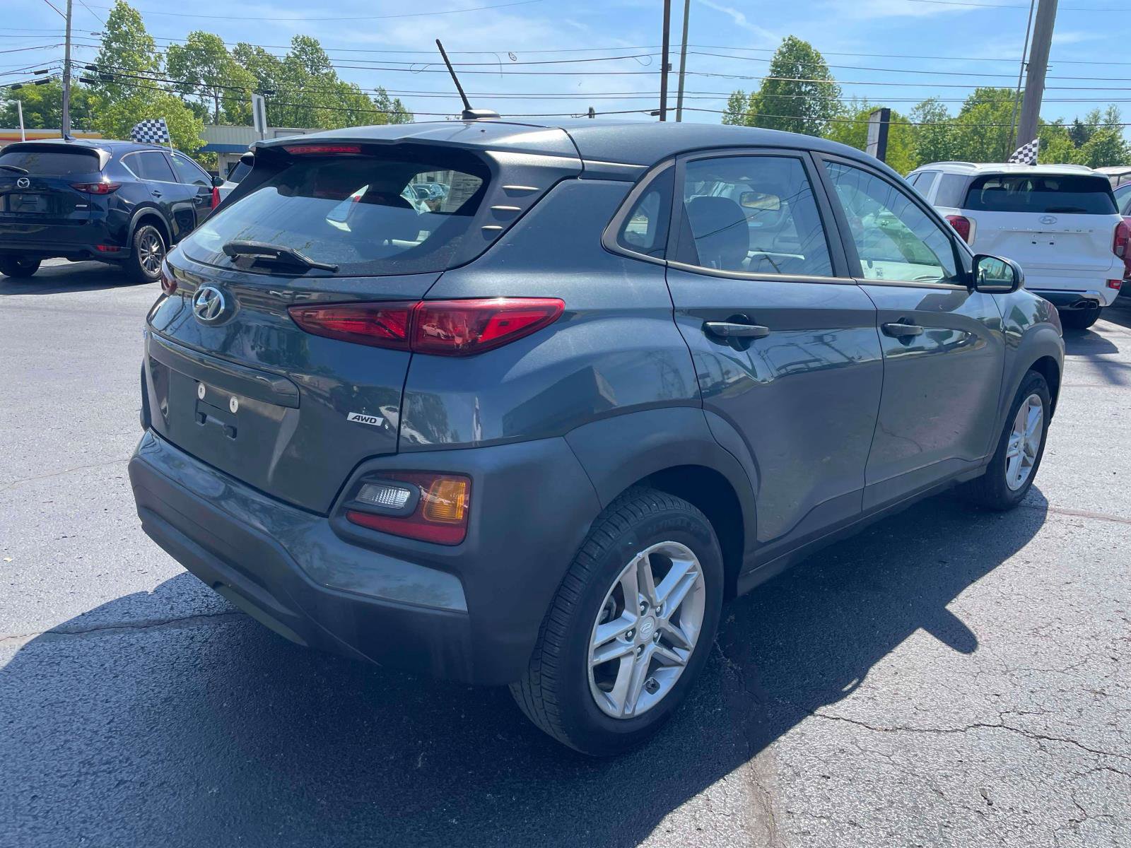 Used 2019 Hyundai Kona SE AWD/4WD image 4