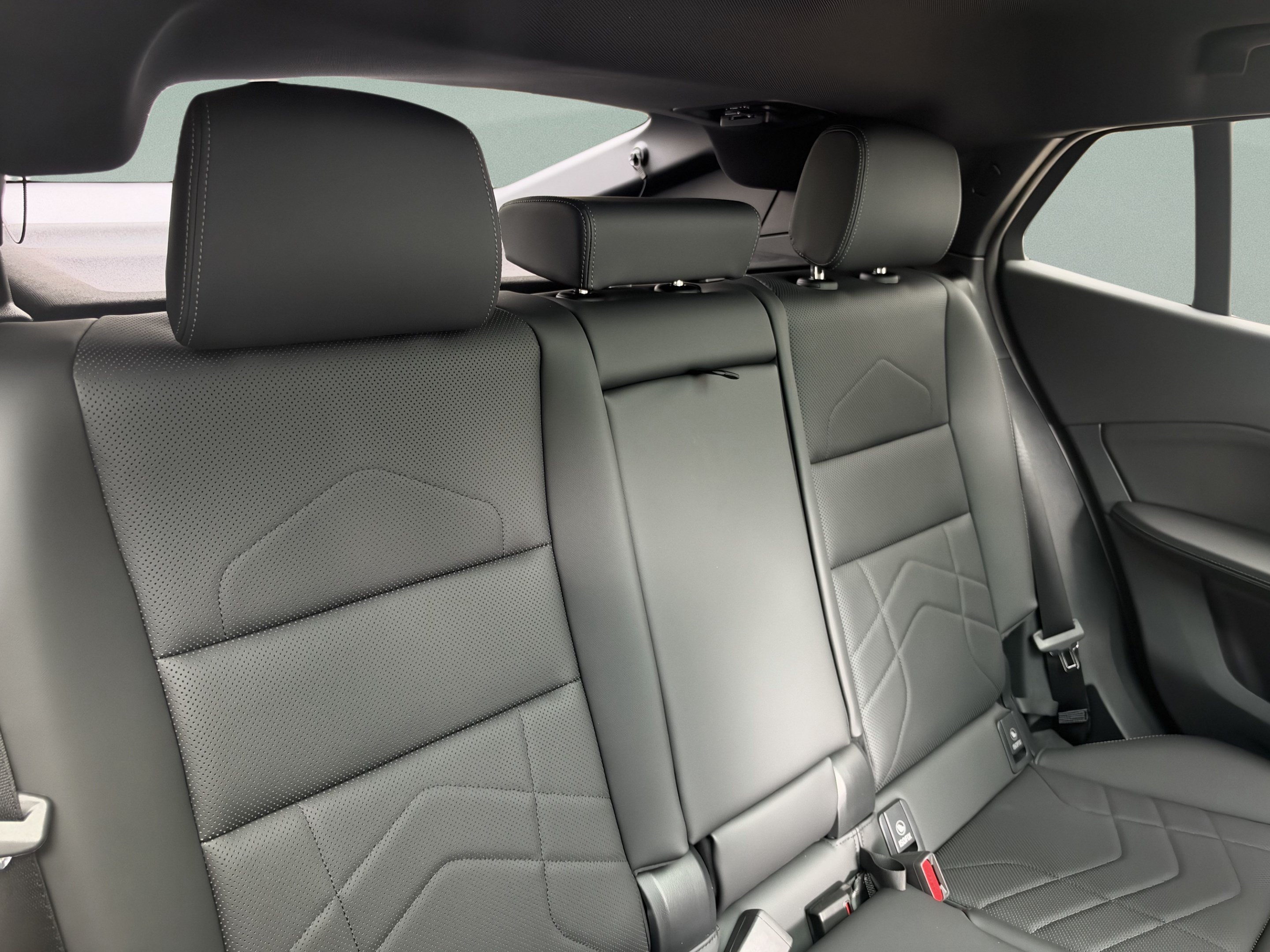 New 2026 BMW X2 xDrive28i w/ Convenience Package AWD/4WD image 27