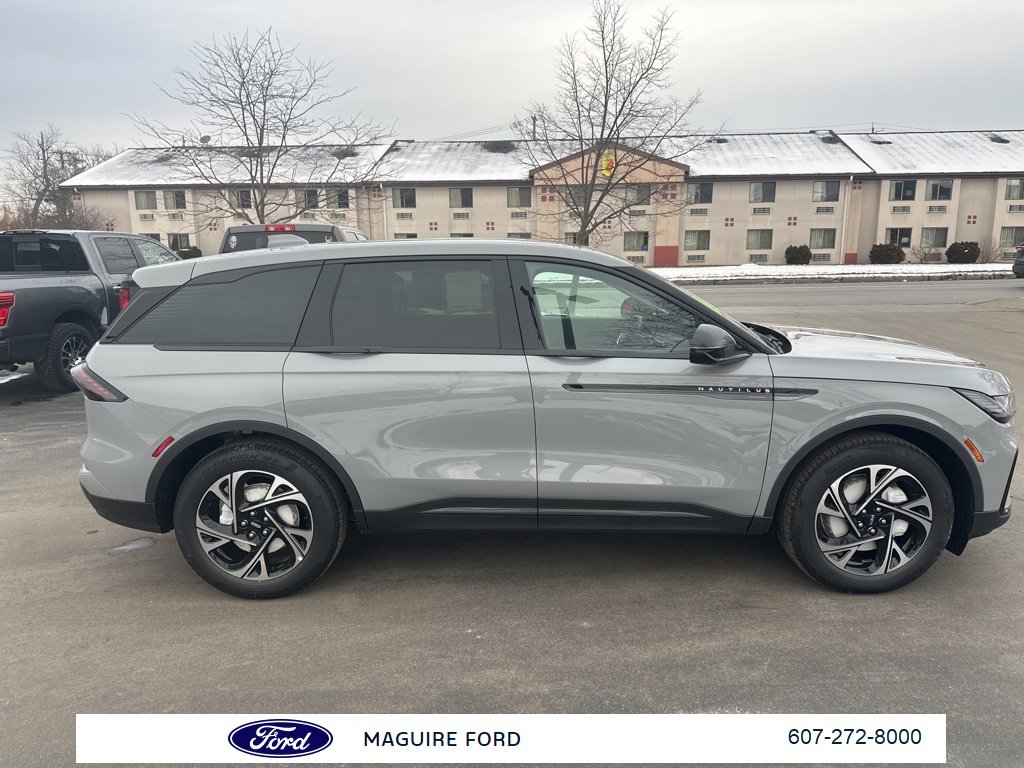 New 2026 Lincoln Nautilus Premier w/ Equipment Group 102A image 4