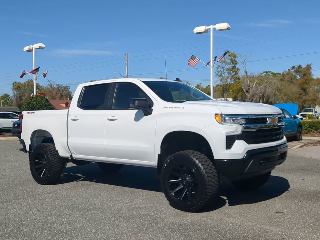 Used 2025 Chevrolet Silverado 1500 LT w/ Work Truck Package AWD/4WD image 2