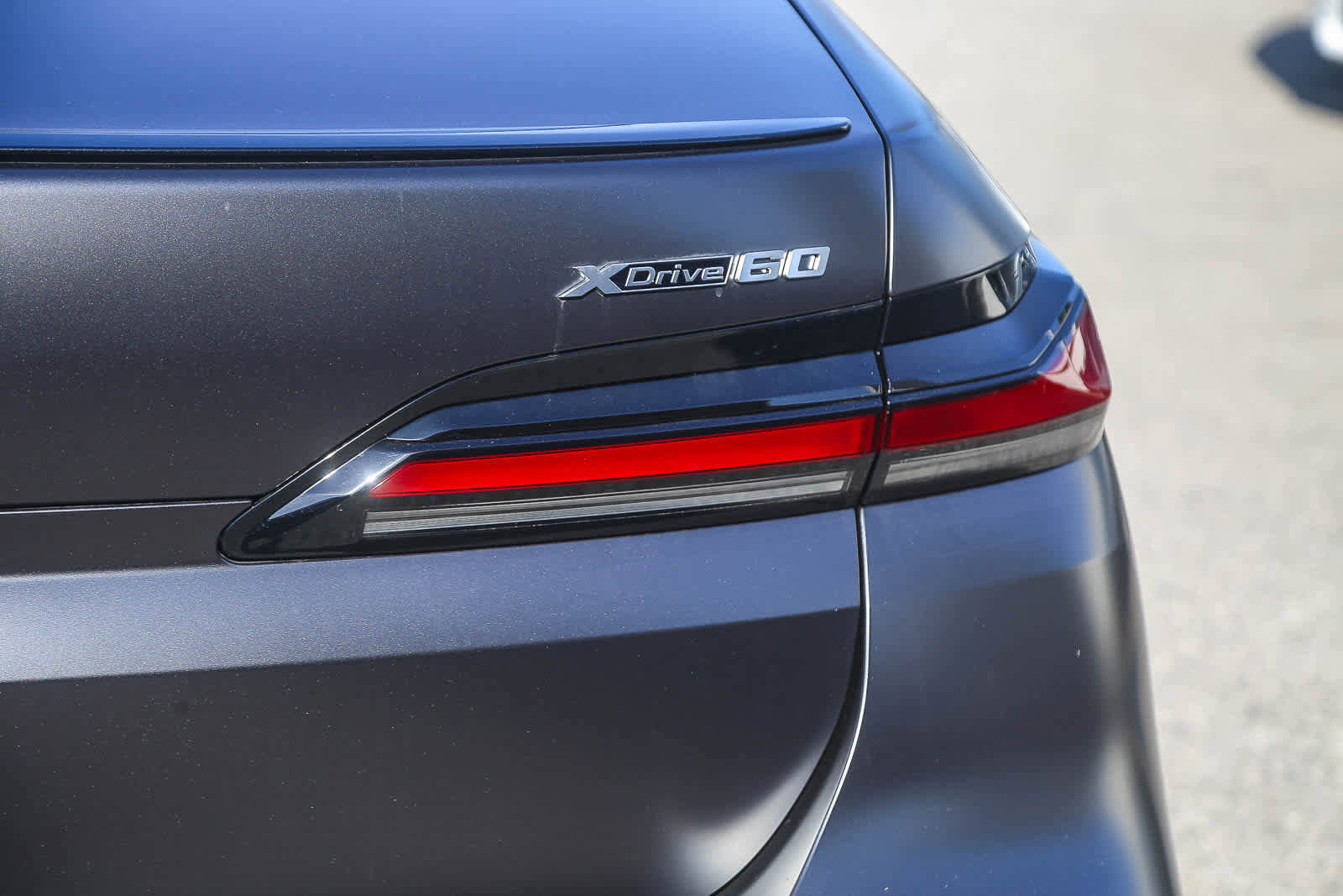 Used 2025 BMW i7 xDrive60 w/ Premium Package image 7