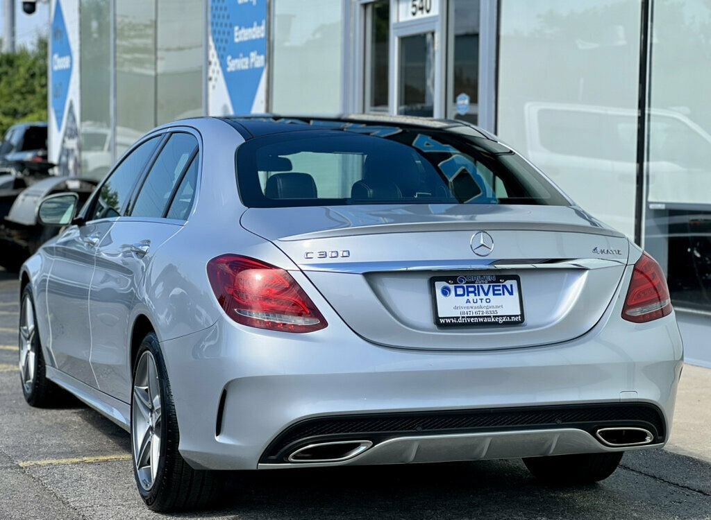 Used 2015 Mercedes-Benz C 300 4MATIC Sedan image 3