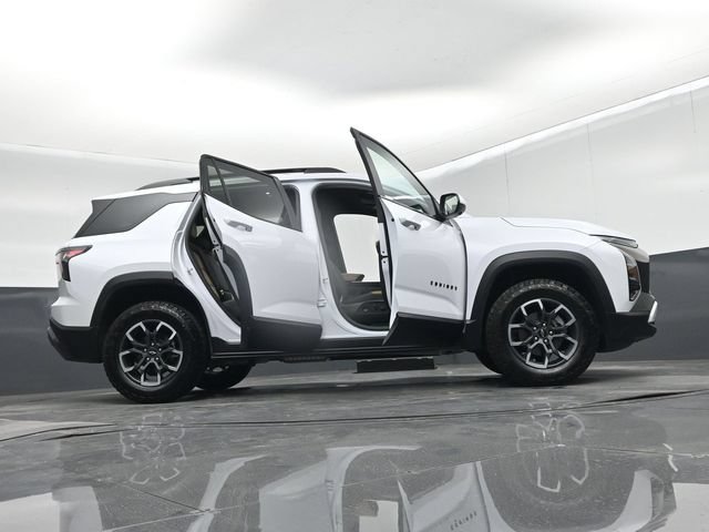 Used 2026 Chevrolet Equinox ACTIV w/ Convenience Package III FWD image 74