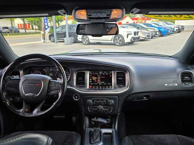 Used 2022 Dodge Charger Scat Pack w/ Daytona Edition Group RWD image 3