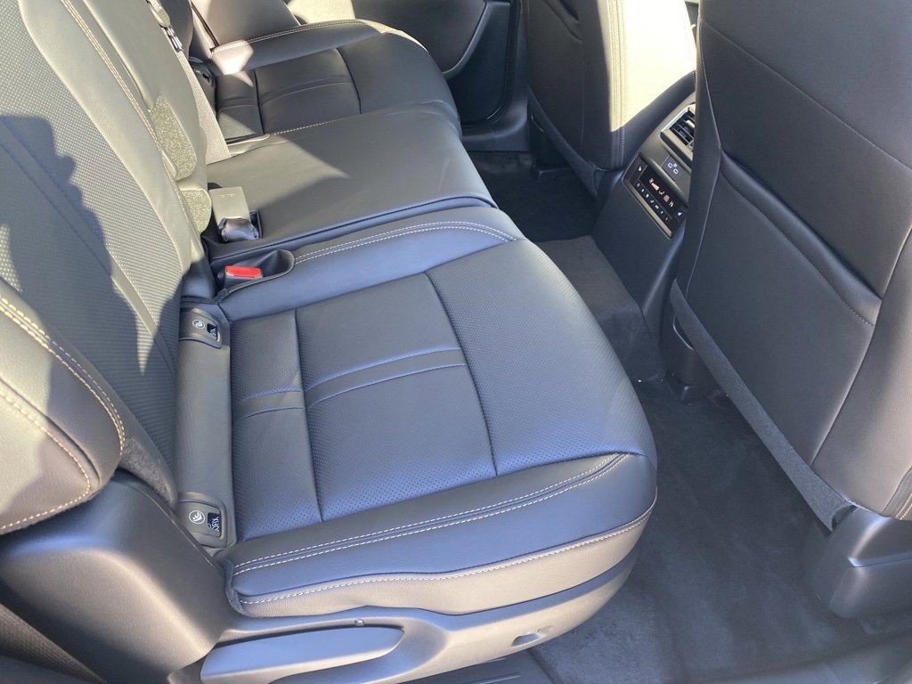 New 2026 MAZDA CX-90 3.3 Turbo w/ Preferred Package image 13