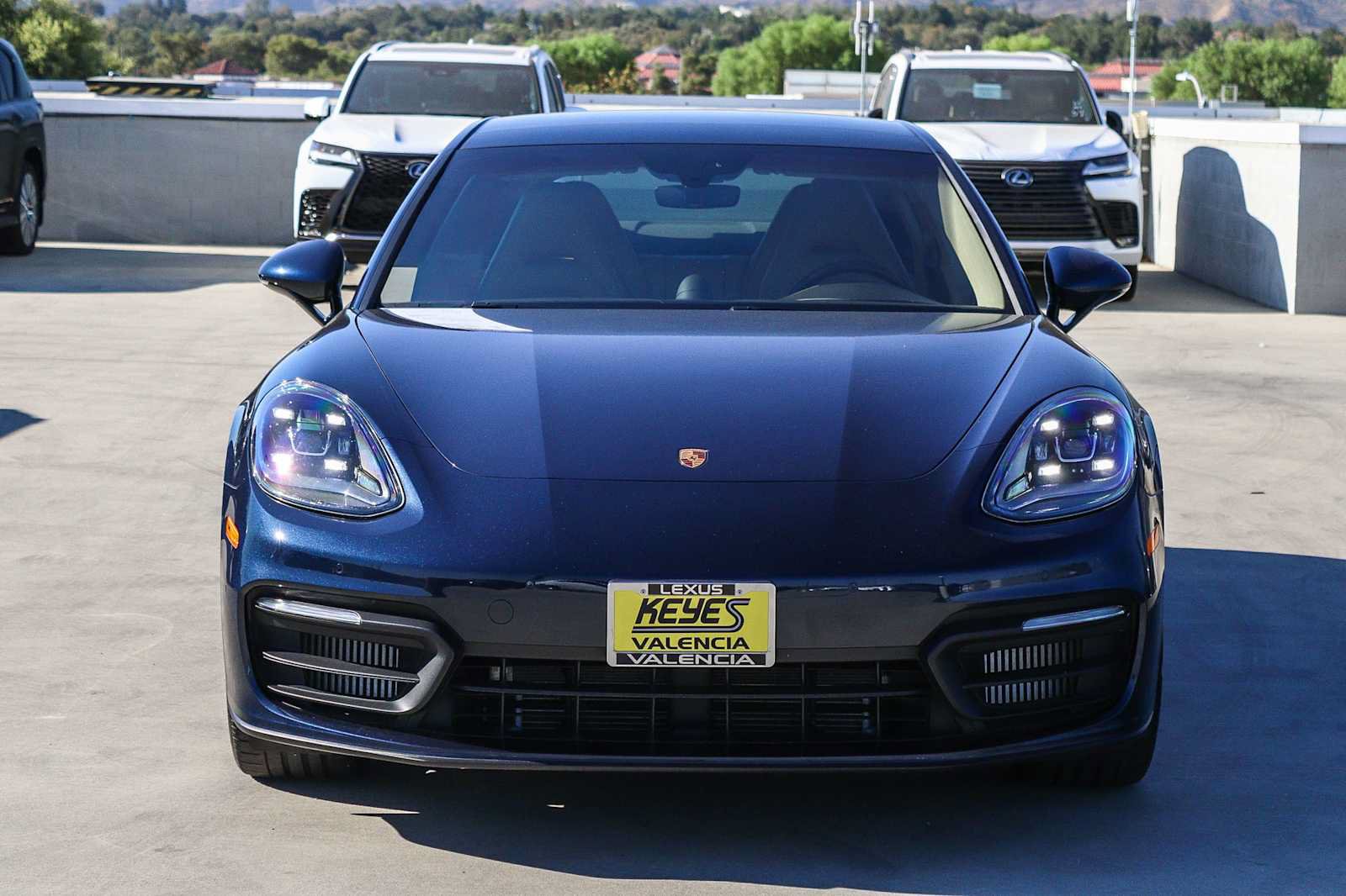 Used 2021 Porsche Panamera RWD image 6