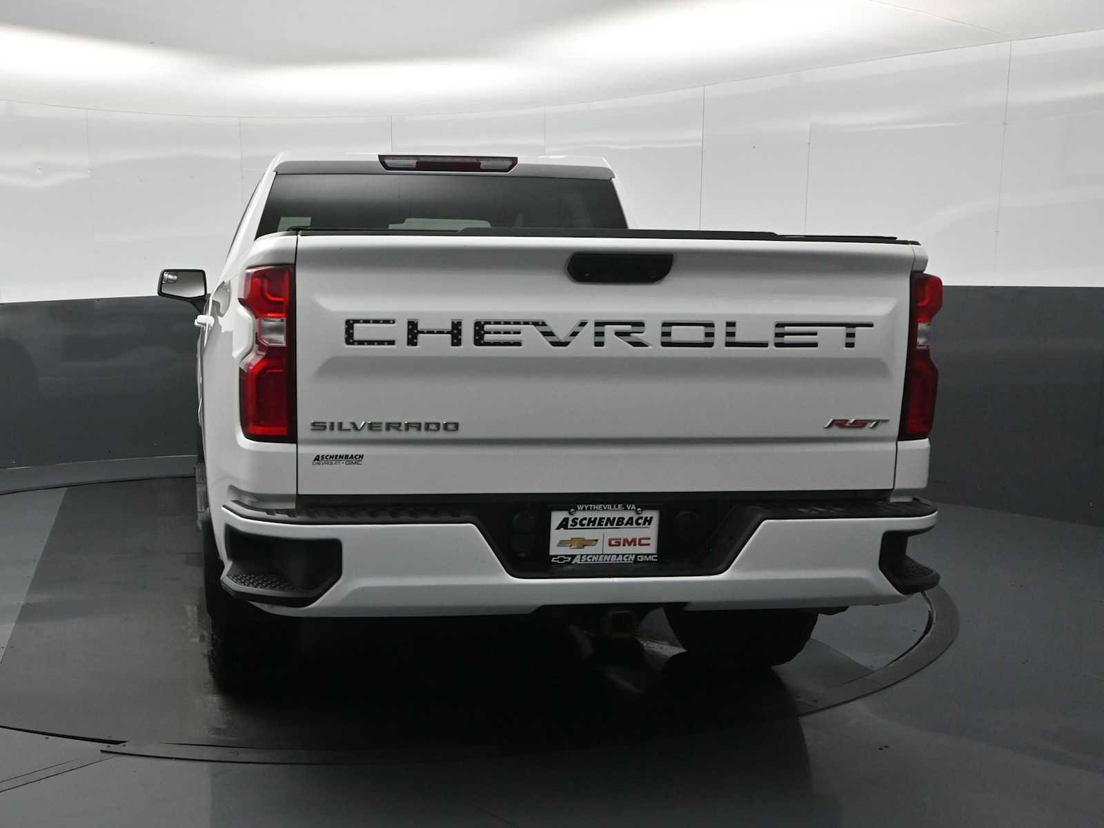 Used 2022 Chevrolet Silverado 1500 RST w/ Protection Package image 7
