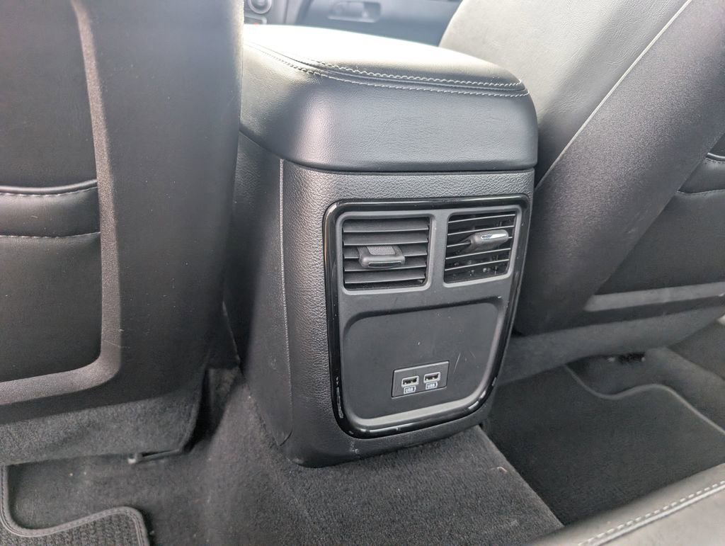 Used 2023 Dodge Charger R/T w/ Plus Group image 29