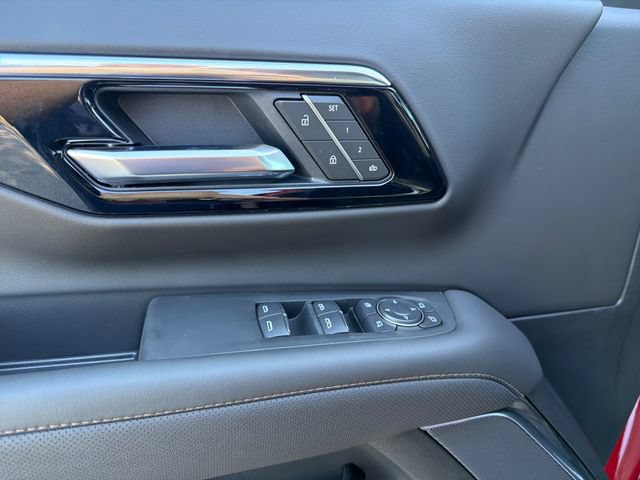 New 2026 Chevrolet Suburban High Country AWD/4WD image 30