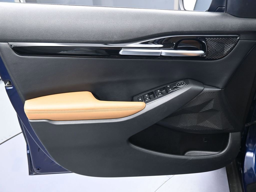 Used 2024 Kia Seltos EX image 13