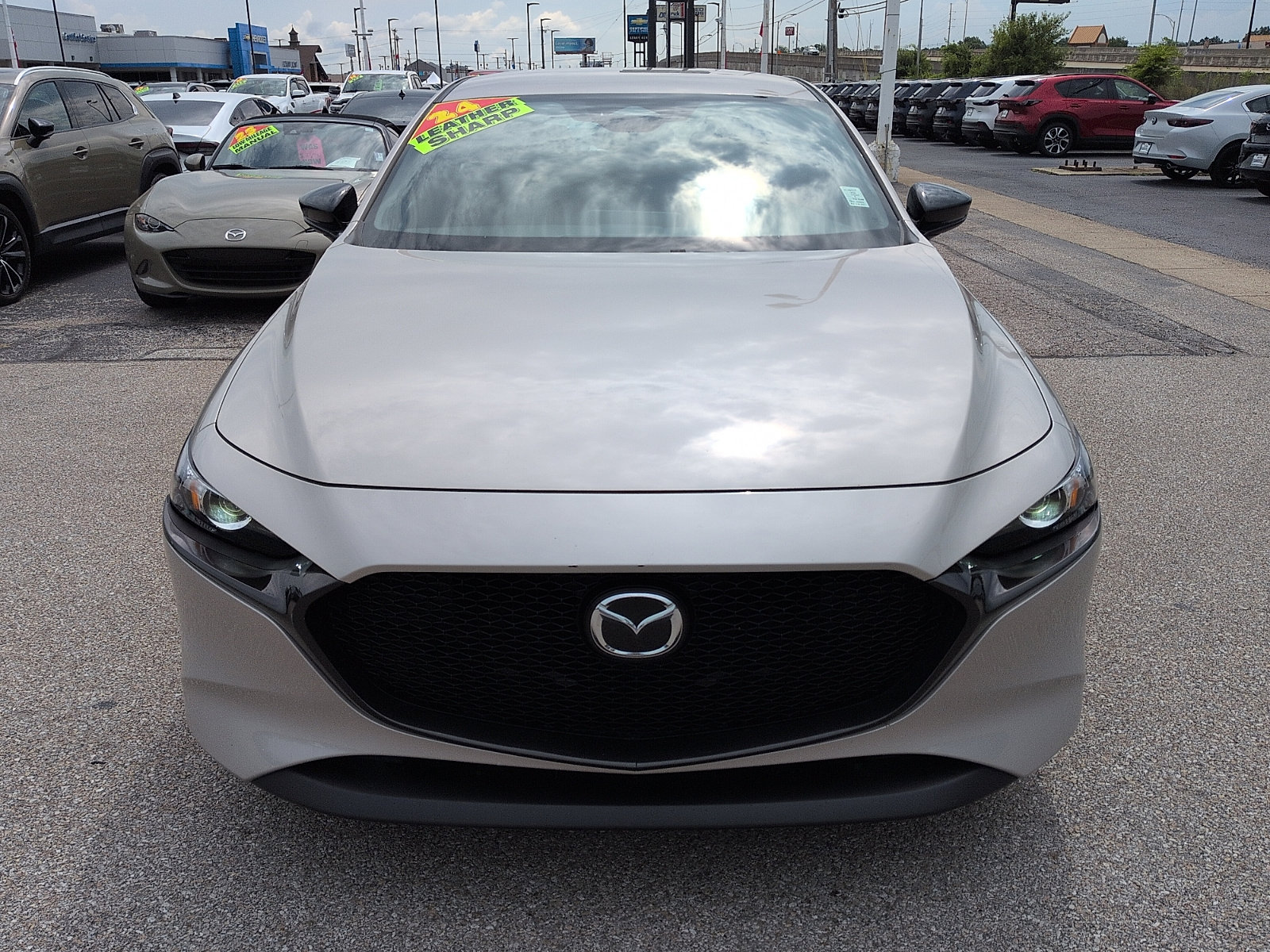 Used 2024 MAZDA MAZDA3 s FWD image 3