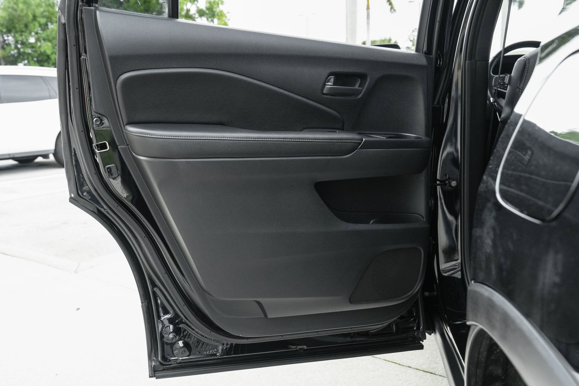 Used 2024 Honda Passport EX-L image 31