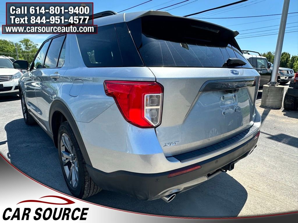 Used 2024 Ford Explorer XLT w/ Equipment Group 202A AWD/4WD image 3